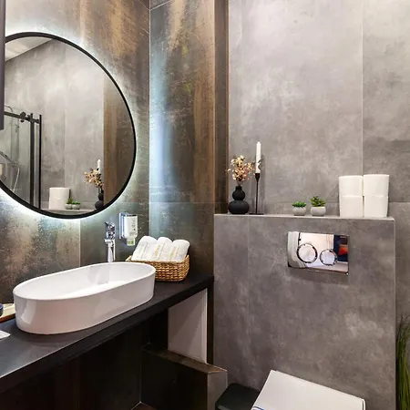 On Shpytalna 30 Apartment