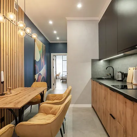 Apartment On Shpytalna 30 *