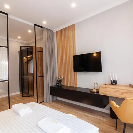 On Shpytalna 30 Apartment *