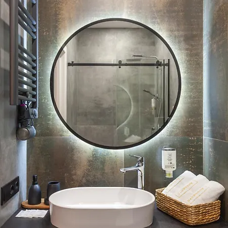 On Shpytalna 30 * Lviv