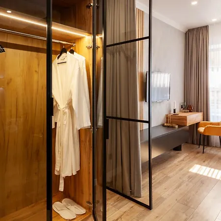 Apartment On Shpytalna 30