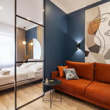 On Shpytalna 30 * Lvov