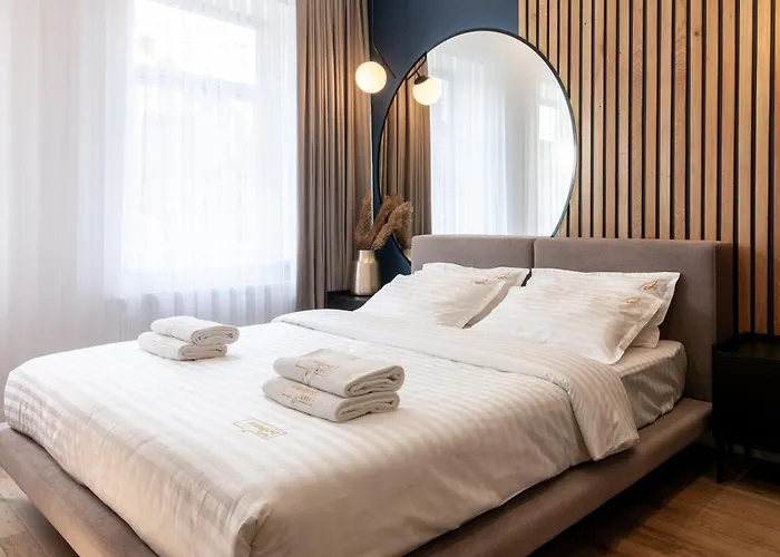 On Shpytalna 30 * Lvov